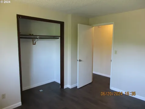 4557 Ridenour Street Roseburg OR 97470