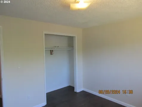 4557 Ridenour Street Roseburg OR 97470