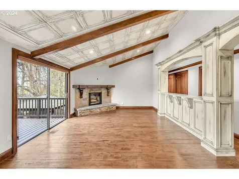 319 SE 63rd Avenue Portland OR 97215