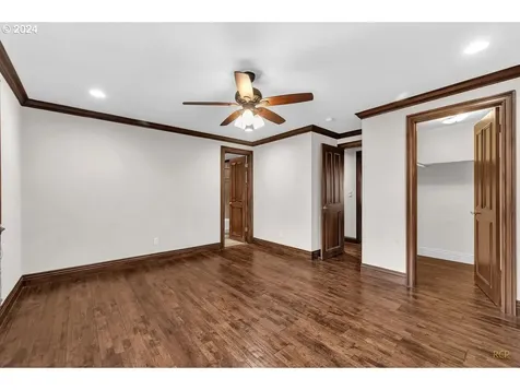 319 SE 63rd Avenue Portland OR 97215