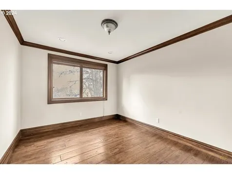 319 SE 63rd Avenue Portland OR 97215