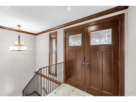 319 SE 63rd Avenue Portland OR 97215
