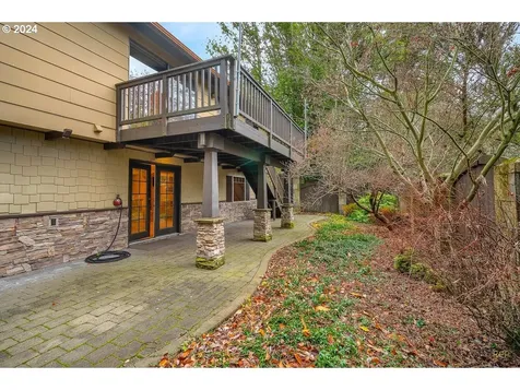 319 SE 63rd Avenue Portland OR 97215