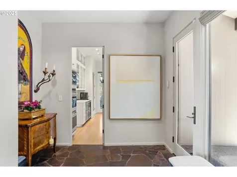 4175 SW Greenleaf Drive Portland OR 97221