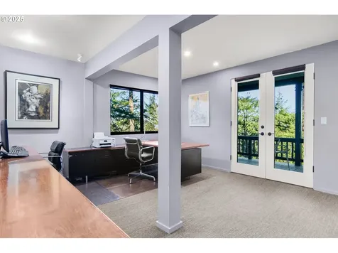 4175 SW Greenleaf Drive Portland OR 97221