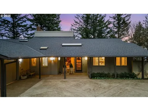 4175 SW Greenleaf Drive Portland OR 97221