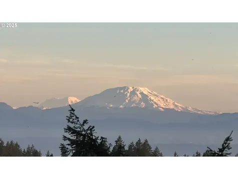 4175 SW Greenleaf Drive Portland OR 97221