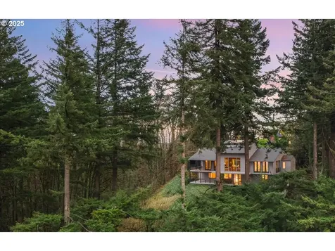 4175 SW Greenleaf Drive Portland OR 97221
