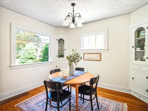 2032 Se 29th Avenue Portland OR 97214