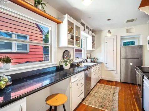 2032 Se 29th Avenue Portland OR 97214