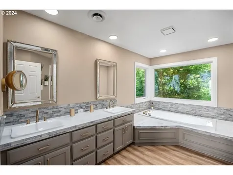 13198 Nw James Arthur Court Portland OR 97229