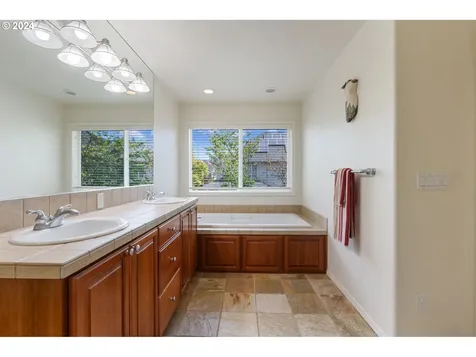 13931 Nw Trevino Street Portland OR 97229