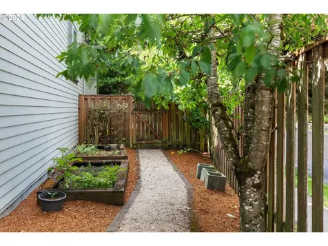 13931 Nw Trevino Street Portland OR 97229