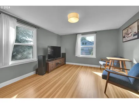 2095 Olive Street Eugene OR 97405