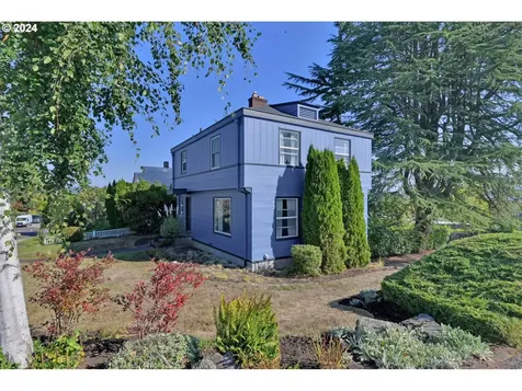 2095 Olive Street Eugene OR 97405
