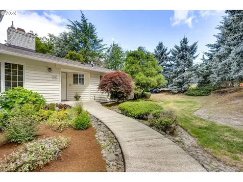 935 Sw Huntington Avenue Portland OR 97225