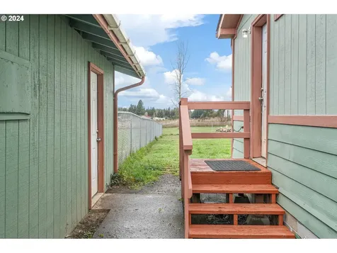 159 Shiloh Road Winlock WA 98596