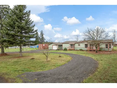 159 Shiloh Road Winlock WA 98596