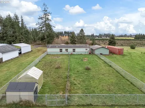 159 Shiloh Road Winlock WA 98596