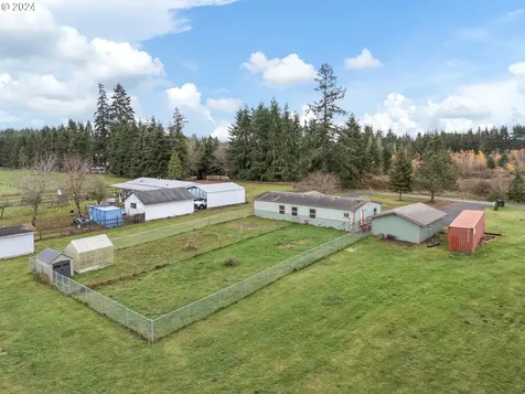 159 Shiloh Road Winlock WA 98596