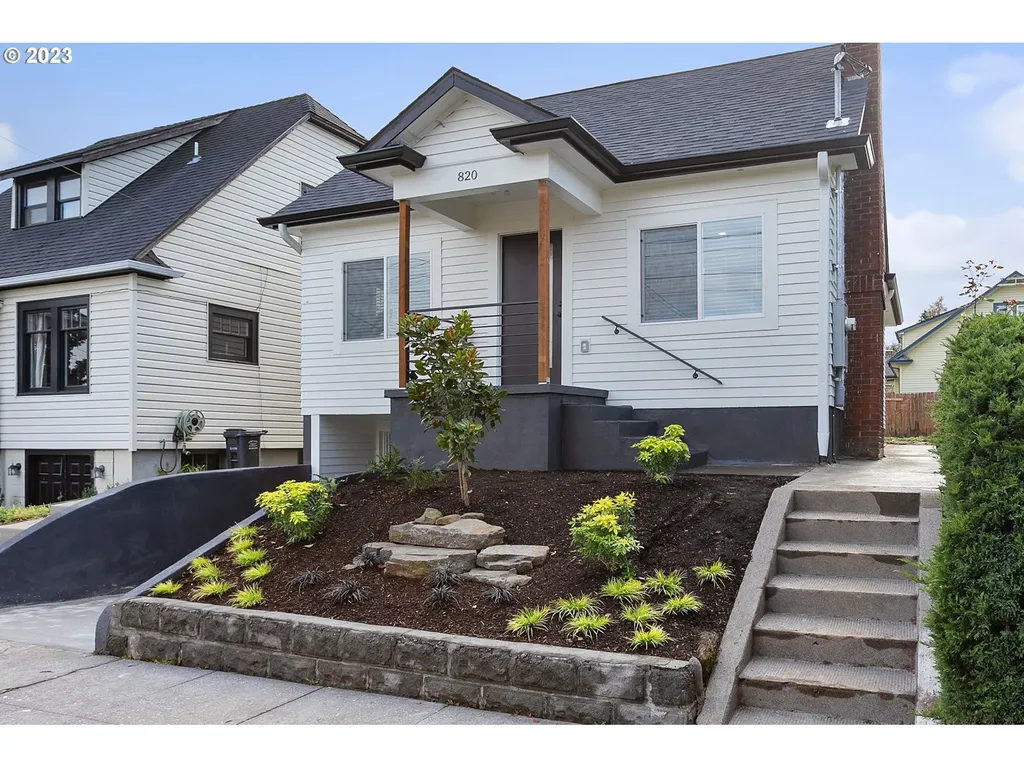 820 N Morgan Street Portland OR 97217
