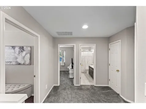 6705 NE 53rd Circle Vancouver WA 98661