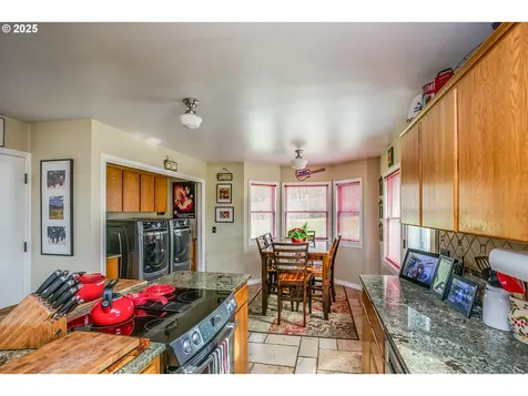 35364 Searls Lane Astoria OR 97103
