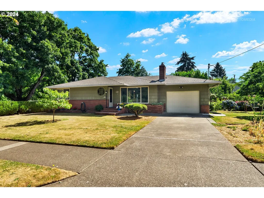 9220 N Berkeley Avenue Portland OR 97203