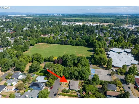 9220 N Berkeley Avenue Portland OR 97203