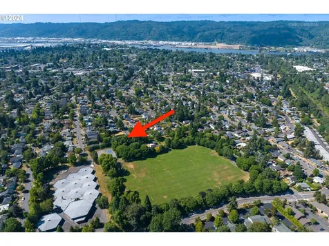 9220 N Berkeley Avenue Portland OR 97203