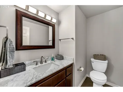 14206 Ne 52nd Street Vancouver WA 98682