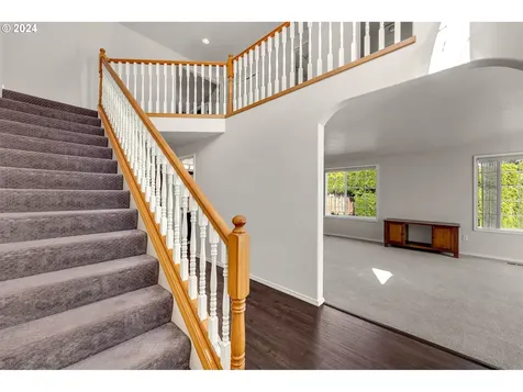 14206 Ne 52nd Street Vancouver WA 98682