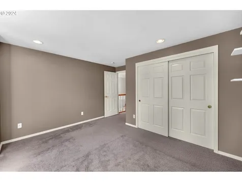 14206 Ne 52nd Street Vancouver WA 98682