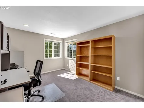 14206 Ne 52nd Street Vancouver WA 98682