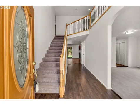 14206 Ne 52nd Street Vancouver WA 98682