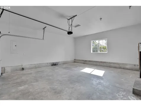 1376 Arlington Avenue Woodburn OR 97071