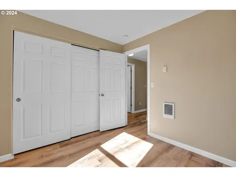 1376 Arlington Avenue Woodburn OR 97071