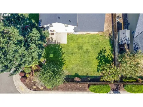 1376 Arlington Avenue Woodburn OR 97071