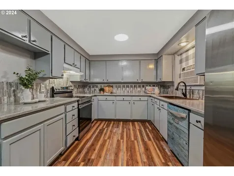 15003 Ne 48th Street Vancouver WA 98682