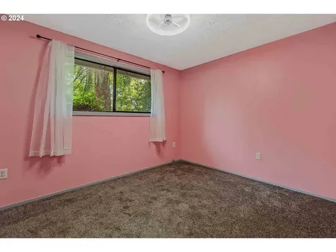 15003 Ne 48th Street Vancouver WA 98682