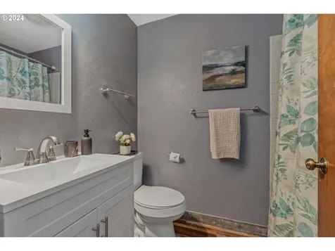 15003 Ne 48th Street Vancouver WA 98682