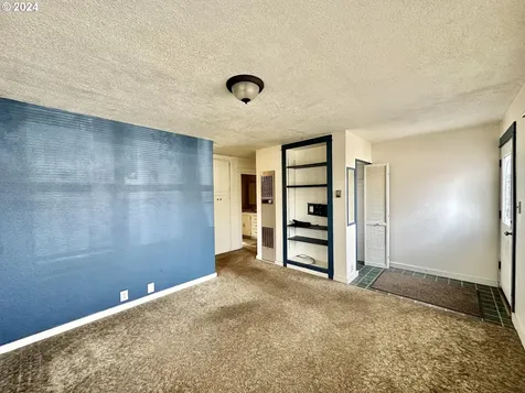 1614 Z Avenue La Grande OR 97850