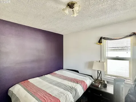 1614 Z Avenue La Grande OR 97850