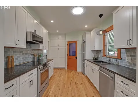 3431 Ne 67th Avenue Portland OR 97213