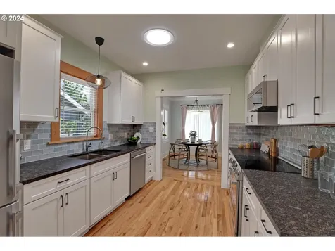 3431 Ne 67th Avenue Portland OR 97213