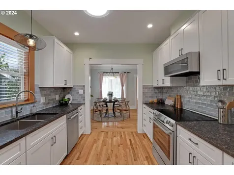 3431 Ne 67th Avenue Portland OR 97213