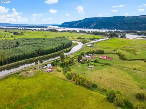 14043 Midland District Road Clatskanie OR 97016