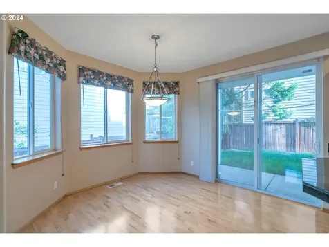 91 Sw 106th Place Portland OR 97225