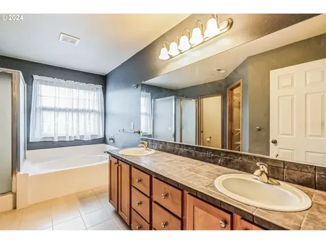 91 Sw 106th Place Portland OR 97225