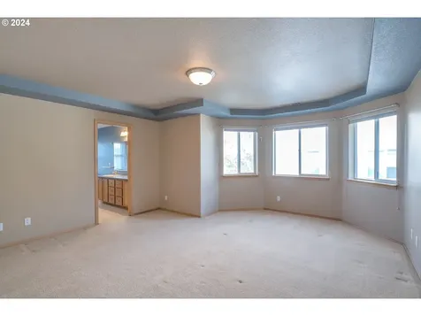 91 Sw 106th Place Portland OR 97225